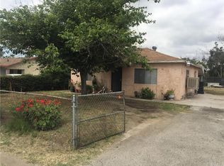8946 Robinia St, Fontana, CA 92335