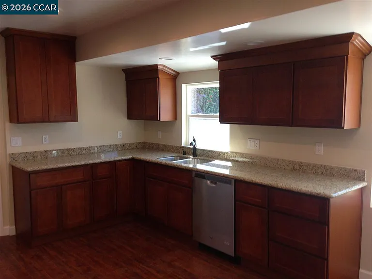 1448 Rosal Ln — Photo 14