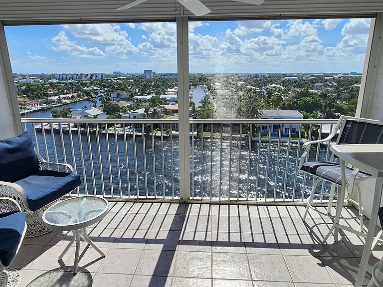 299 N Riverside Dr #1006 — Photo 10