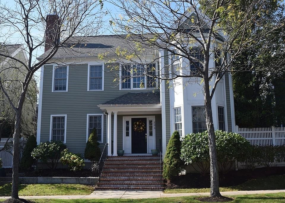 1st image of 206 Marina Dr #206