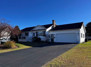 124 Jackson St, Newport, VT 05855