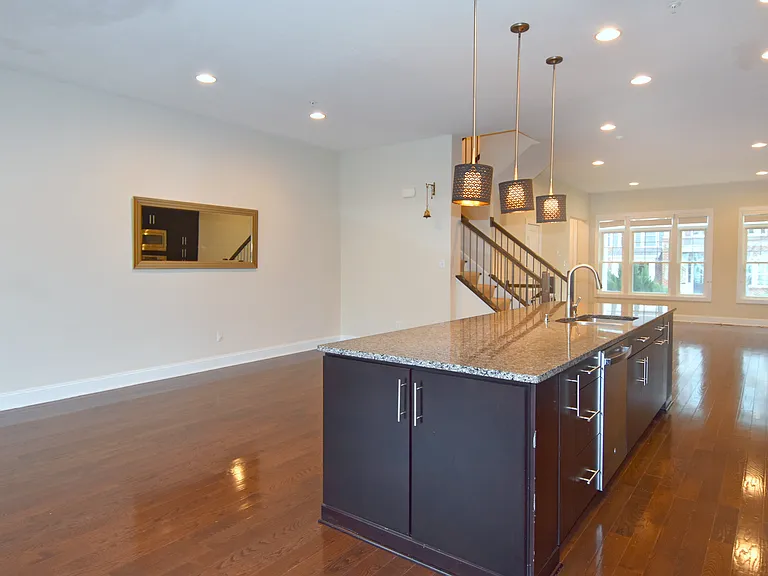 346 Osona Ln — Photo 14