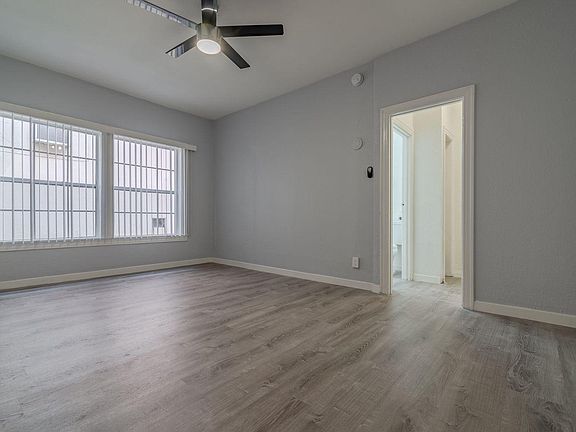 5th image of 4144 W Adams Blvd #2