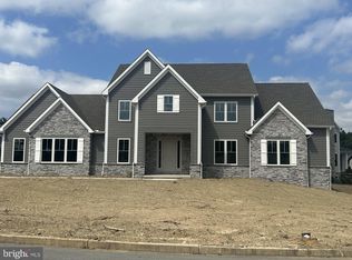 6534 Plowman Rdg #L35, Harrisburg, PA 17112