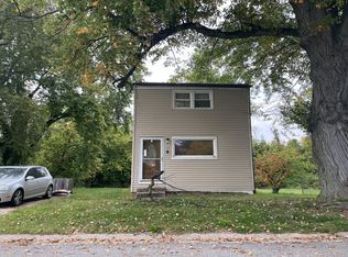 15 Holcomb Ln, New Castle, DE 19720