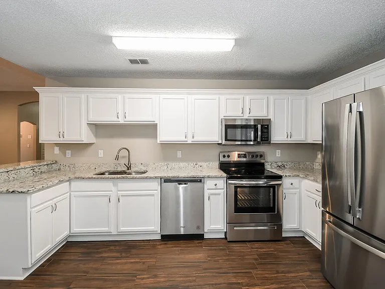 2923 Golden Pond Blvd — Photo 6