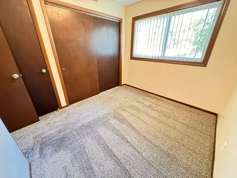 1802 Knox St #3 — Photo 13