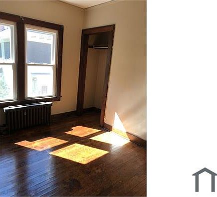 3rd image of 1926 Catalpa Dr