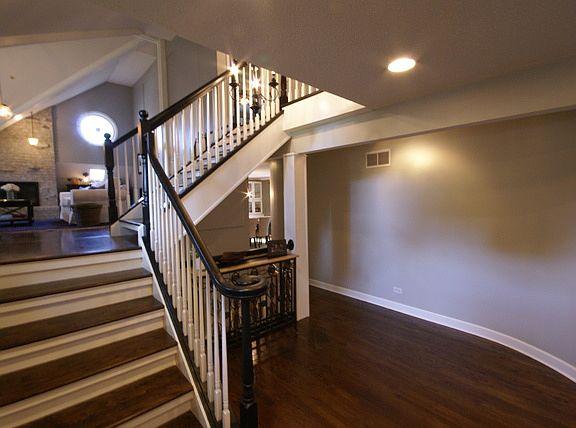 3rd image of 1020 Kennesaw Ct