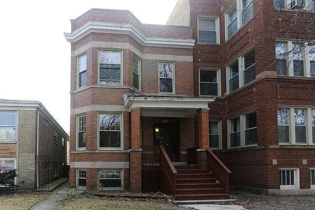 1st image of 1721 W Catalpa Ave #2