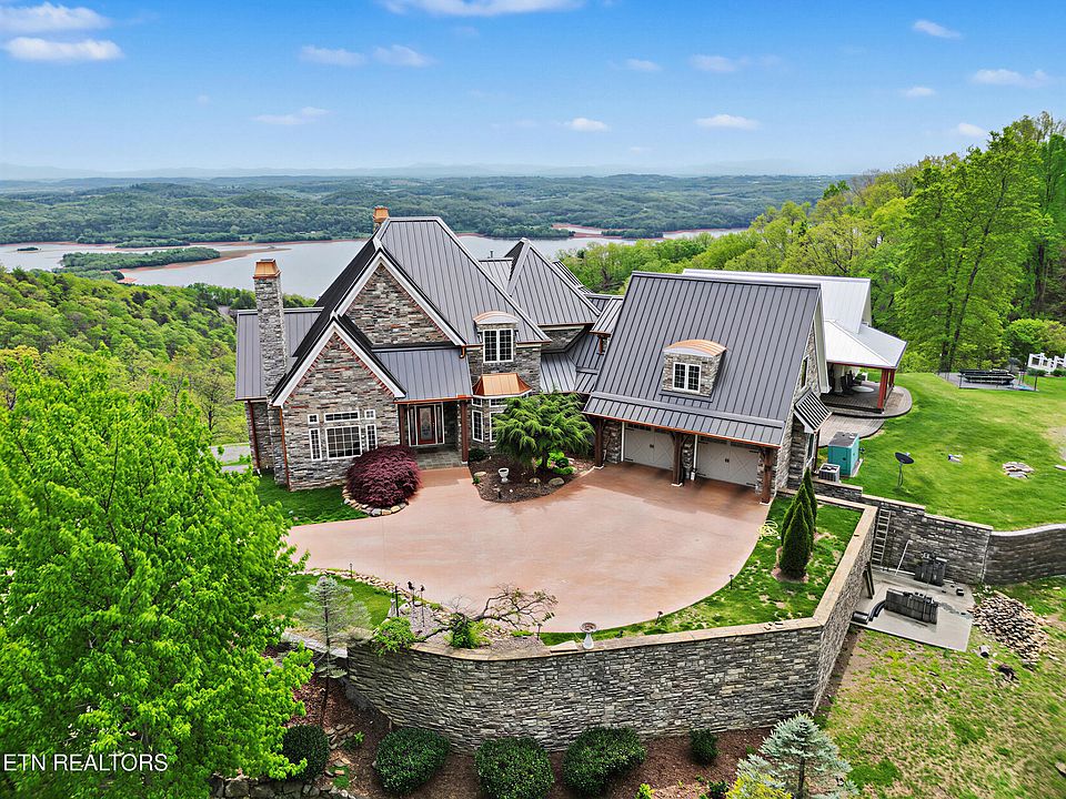 1st image of 498 Proffitt Ridge Rd