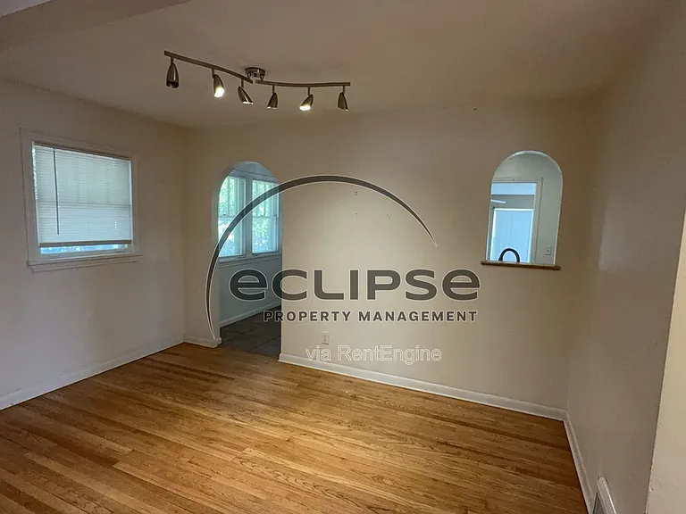 1250 Orchard Ave — Photo 6