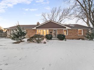 10716 S Plahm Ct, Worth, IL 60482