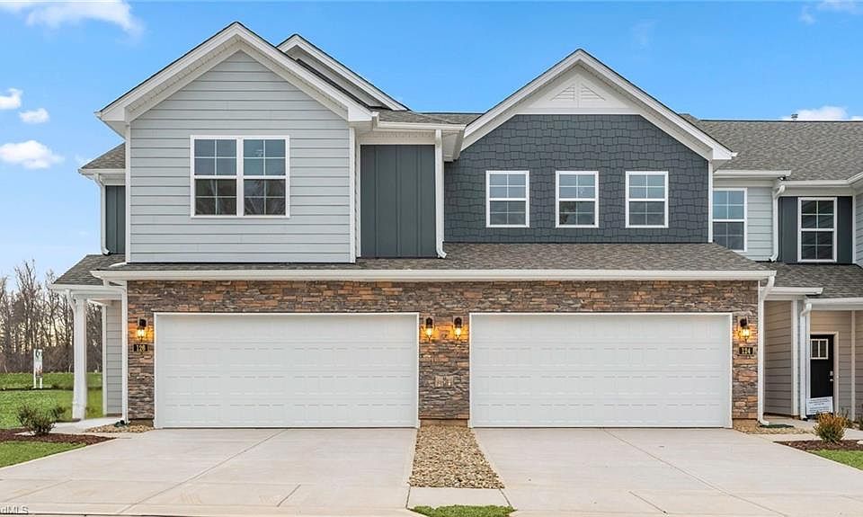 1st image of 126 Lemongrass Ln