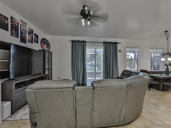 4th image of 515 Villa Treviso Ct