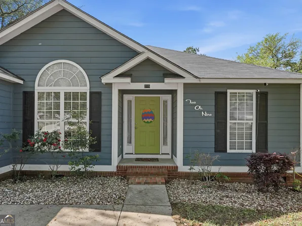 209 Long Pine Dr, Leesburg, GA 31763