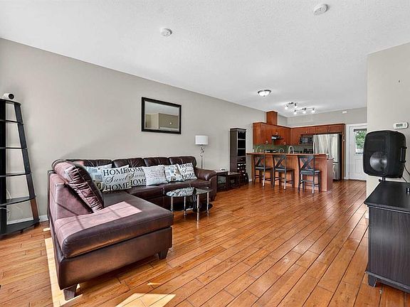 4th image of 2005 W Luxstone Blvd SW #402