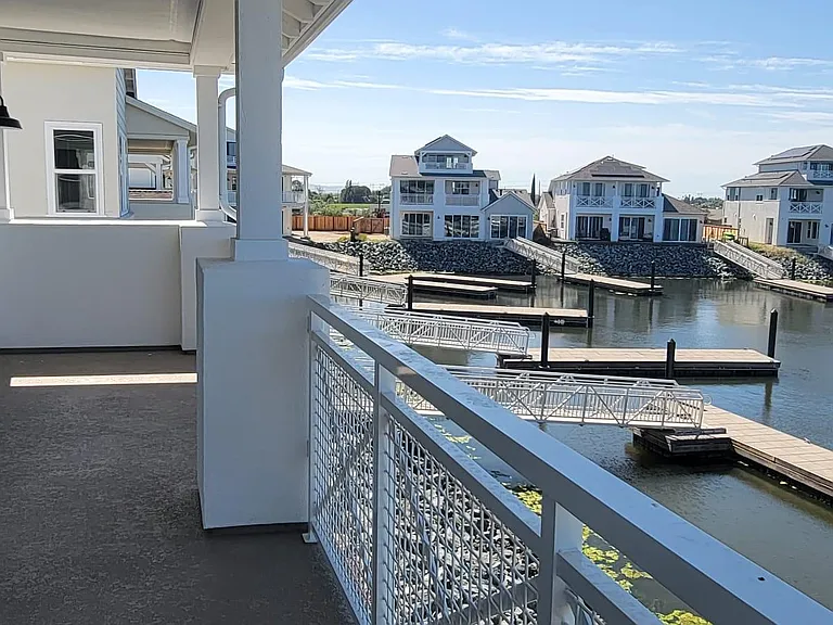 325 Navigators Pl — Photo 26
