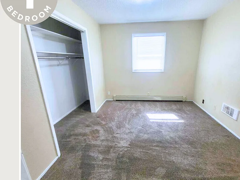 410 12th Ave NW #6 — Photo 5