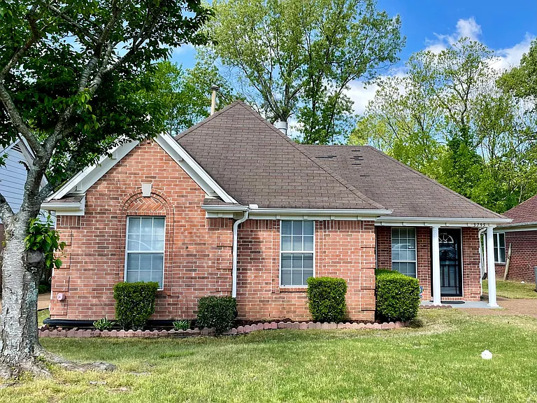 3795 Clarion Dr — Photo 5