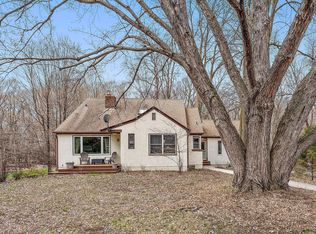 3923 Elmwood St, Vadnais Heights, MN 55127