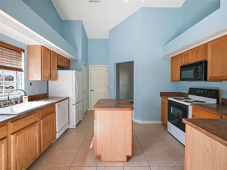 3353 Abaco Dr — Photo 8