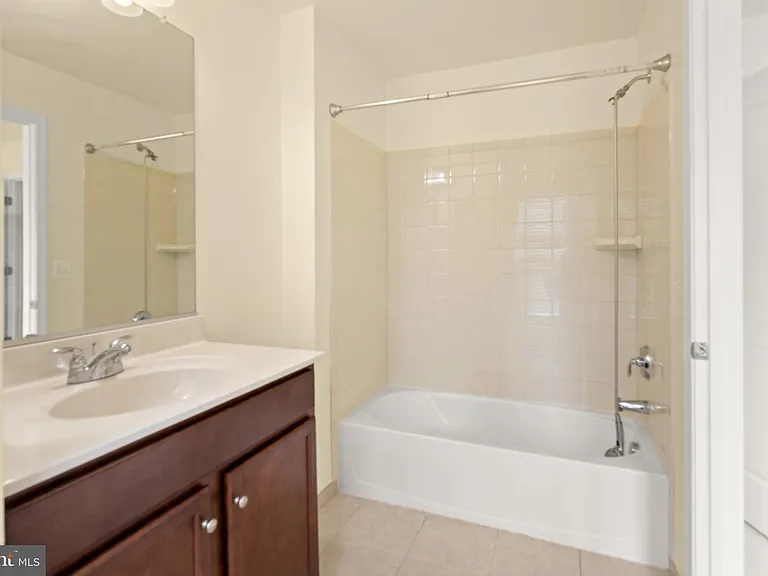 24839 Somerby Dr — Photo 37