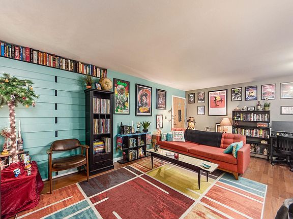 3rd image of 5203 Fenway Ct APT B