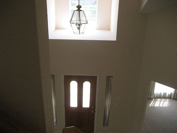 3rd image of 7213 Woodsprings Dr