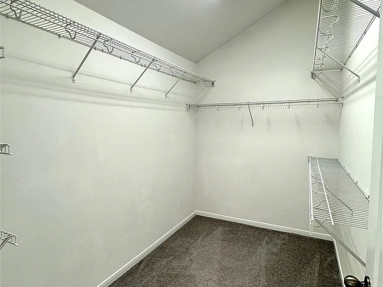 3011 Sunchase Ct — Photo 17