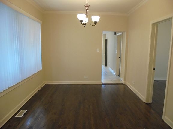 4th image of 3324 N Central Park Ave #1