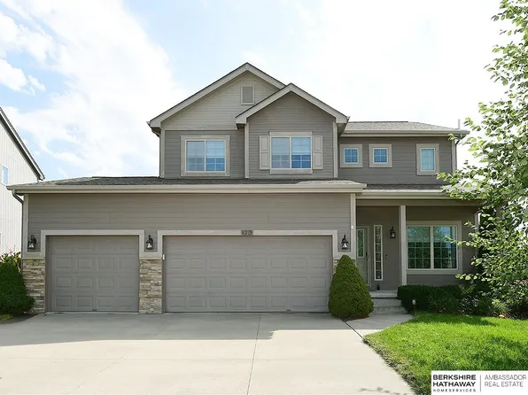 8215 S 190th Ave, Omaha, NE 68136