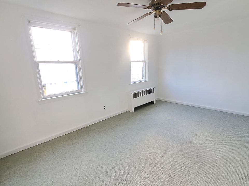 2nd image of 642 Fanshawe St APT 2