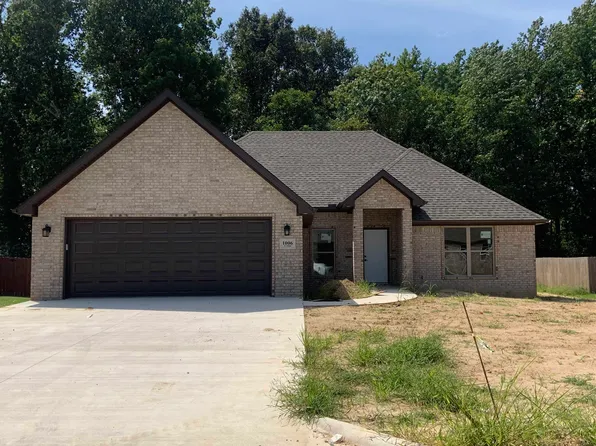 1006 S 59th St, Paragould, AR 72450