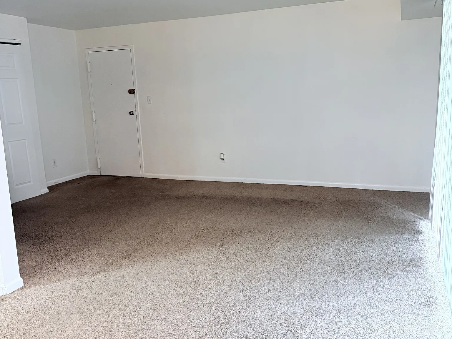 1022 Adams Ave — Photo 3