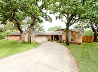1305 Angelina Bend Dr, Denton, TX 76205