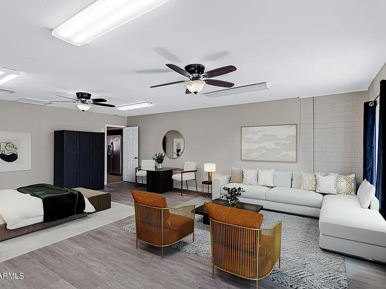 110 W Del Rio Dr — Photo 33