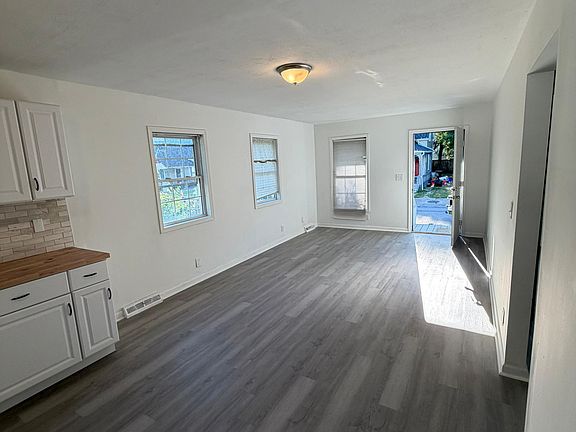 3rd image of 2356 E 86th St