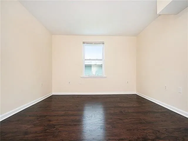 1325 Marigny St #2 — Photo 10