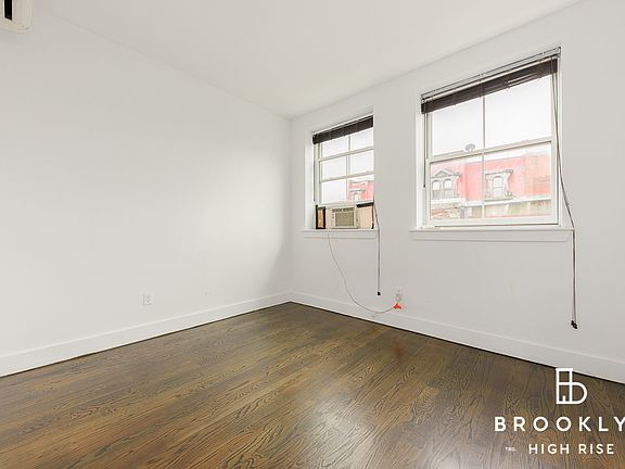 4th image of 151 Meserole St