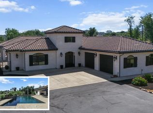 9915 Swasey Dr, Redding, CA 96001