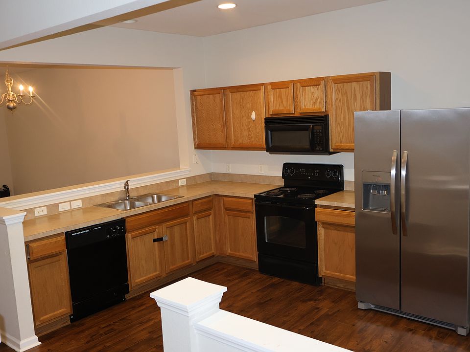 2nd image of 4109 SW 54th Cir #1