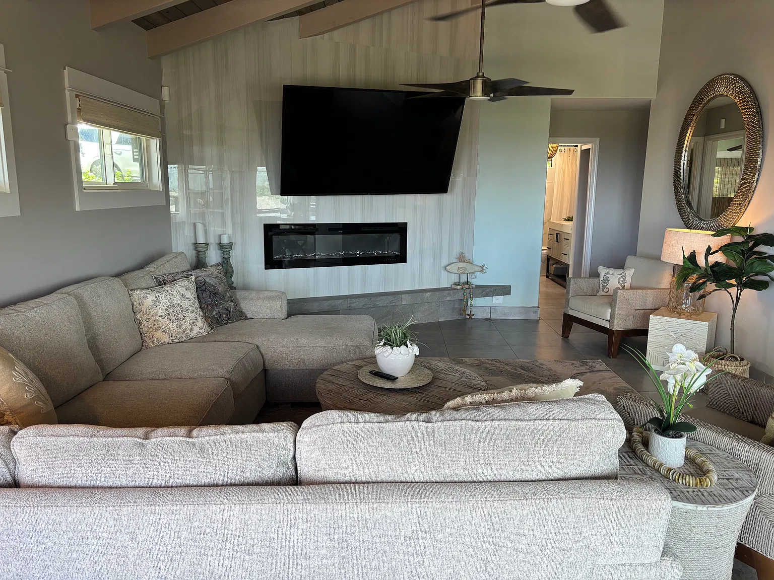 3 bed, 1570 sqft, $5,800 — Photo 2