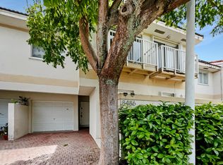 8486 Lagos De Campo Blvd, Tamarac, FL 33321
