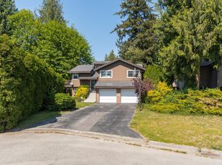 19541 119a Ave, Pitt Meadows, BC V3Y 1K9