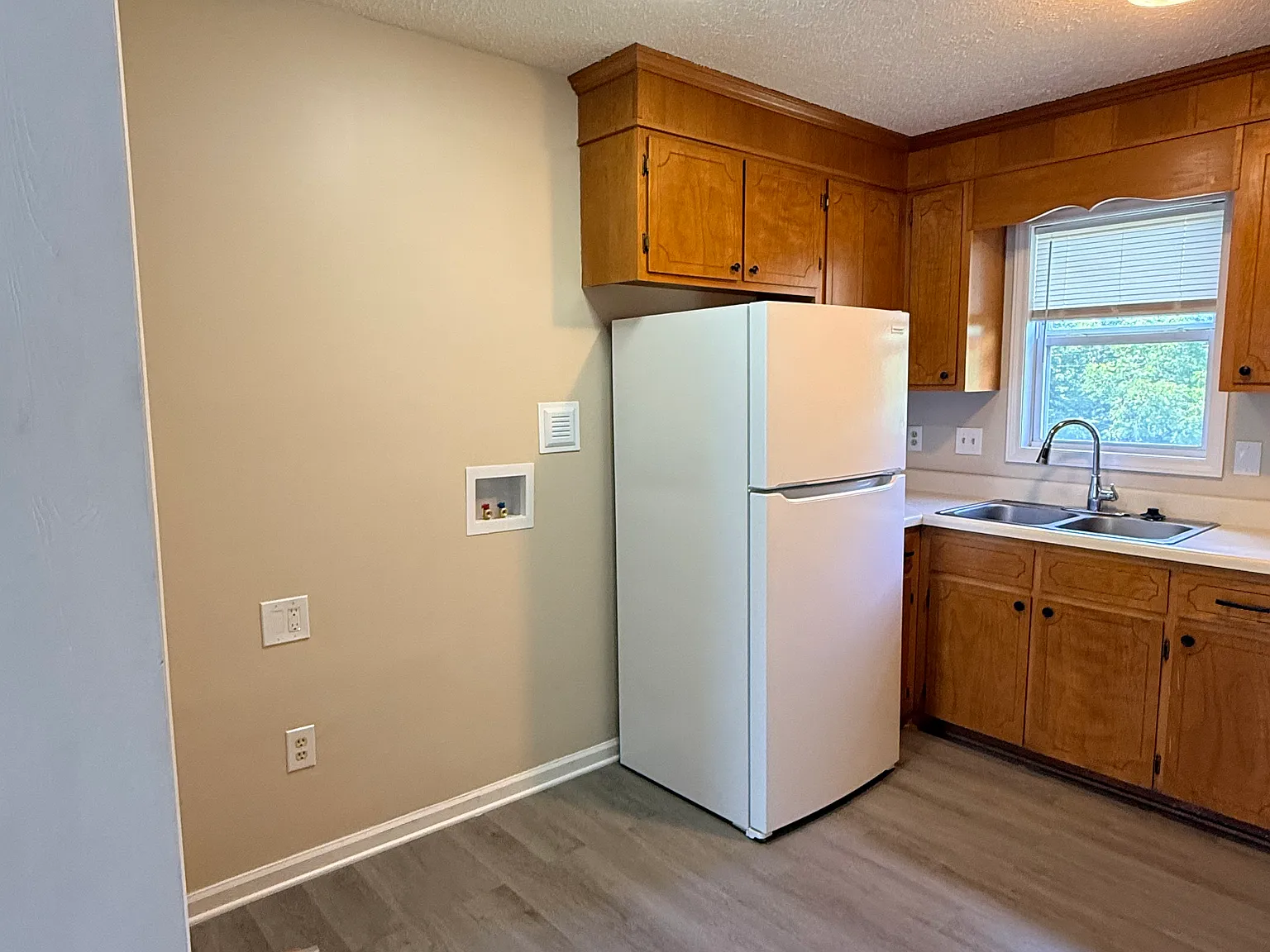 2 bed, 792 sqft, $1,400 — Photo 3