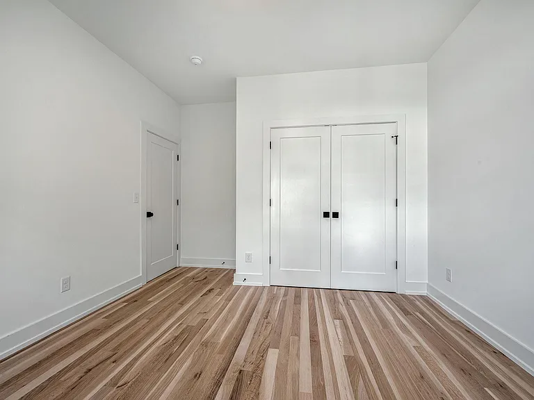 6535 Thunderbird Dr — Photo 13