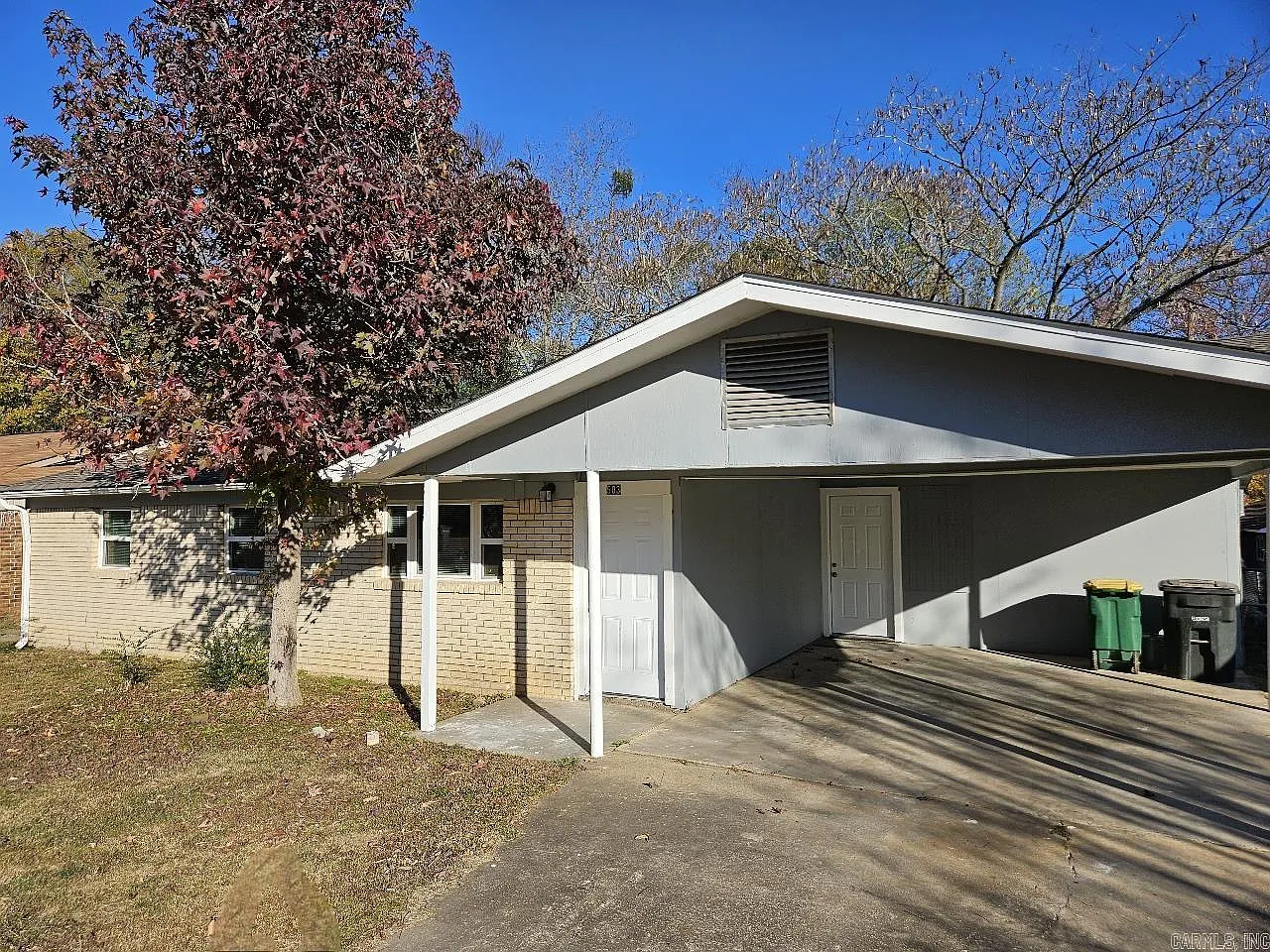 3 bed, 2.0 bath, 1200 sqft, $1,375 — Photo 2