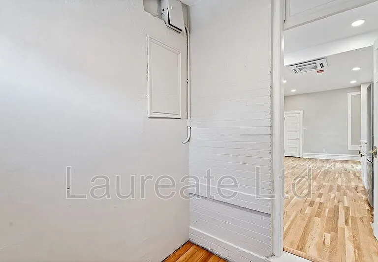 252 N Lincoln St #3 — Photo 9