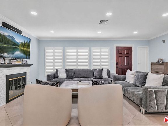 5th image of 6718 Katherine Ave